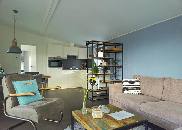 Cozy Beachside Base With Dual Terraces Noordwijk